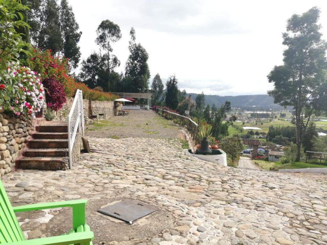 Hotel Cabanas El Rincon De Las Campanas Nobsa Eksteriør billede